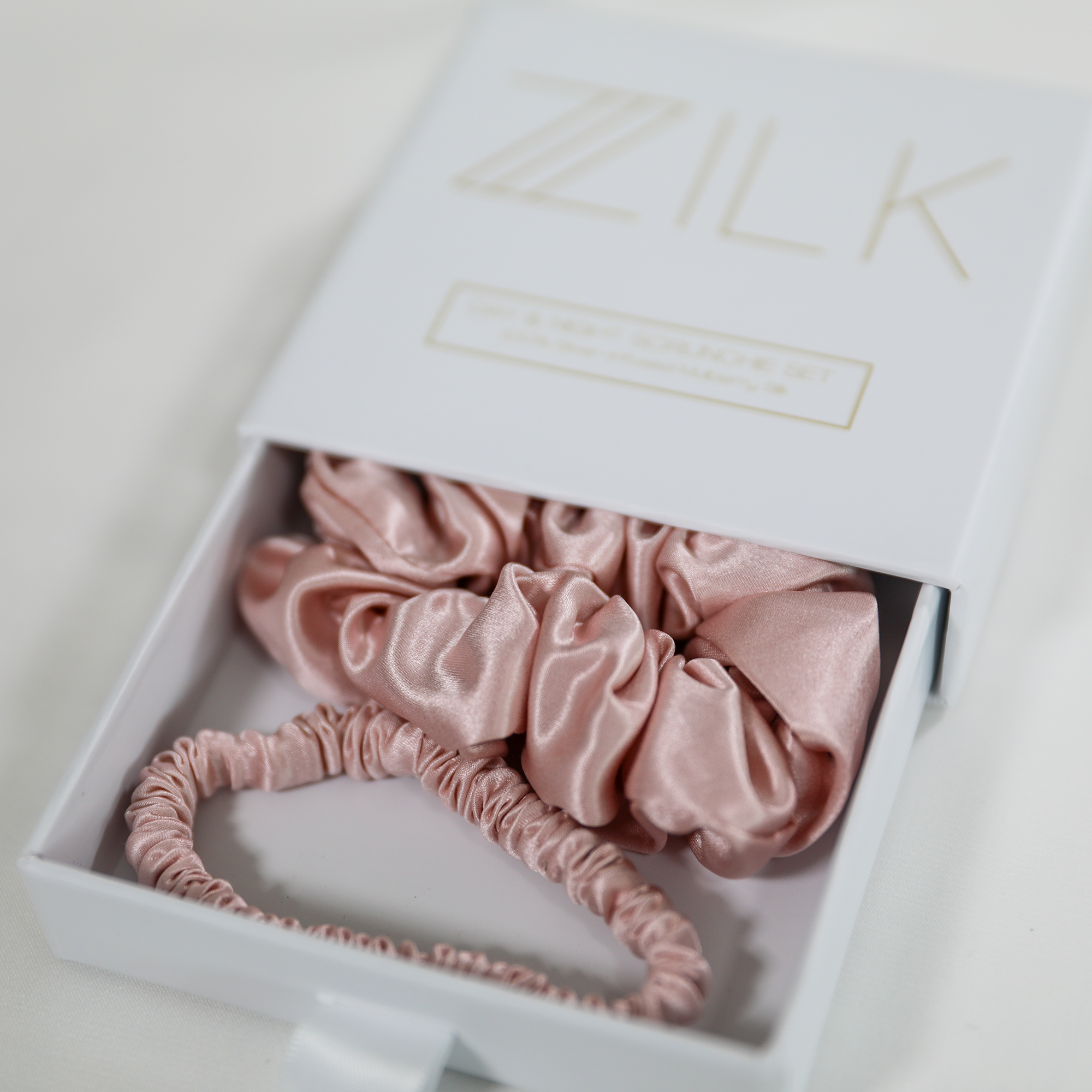 Premium 100% Silk Scrunchies | Thick & Thin, Set of 2 | Light Pink