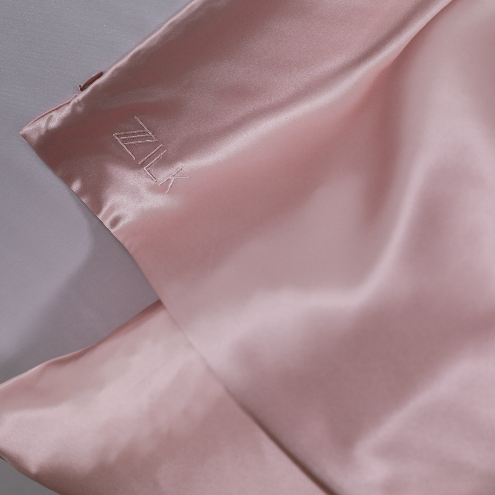 Beauty Silk Sleep Kit 100% Mulberry 25 Momme | Light Pink
