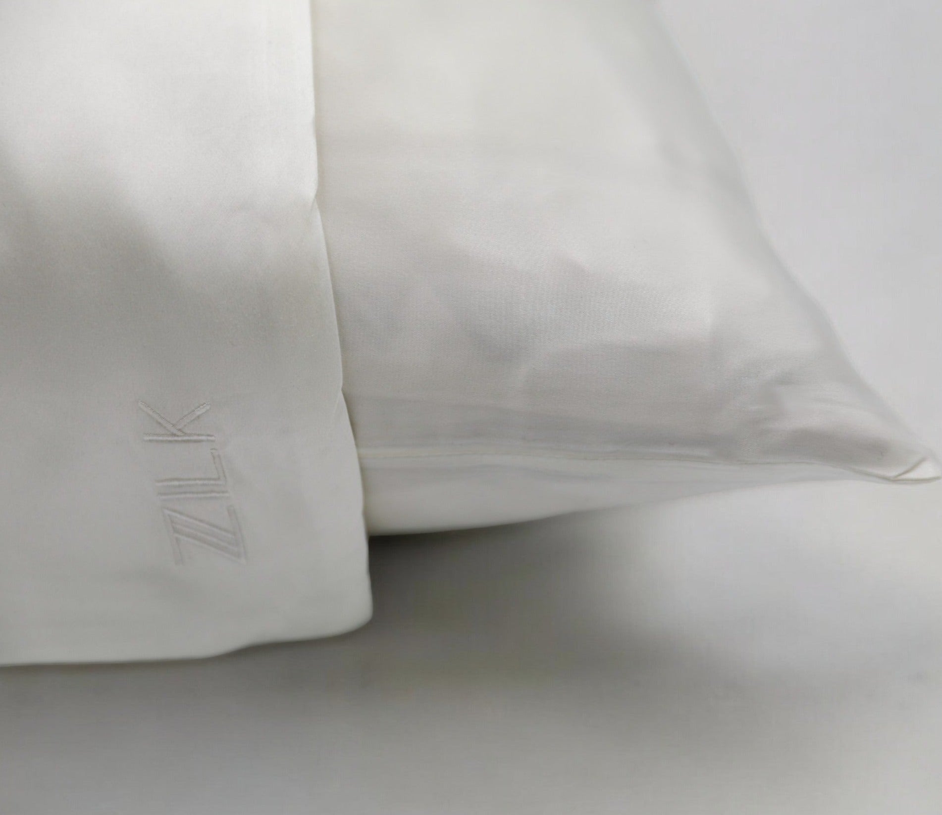 Silk Pillowcase 100% Mulberry 25 Momme | Ivory White