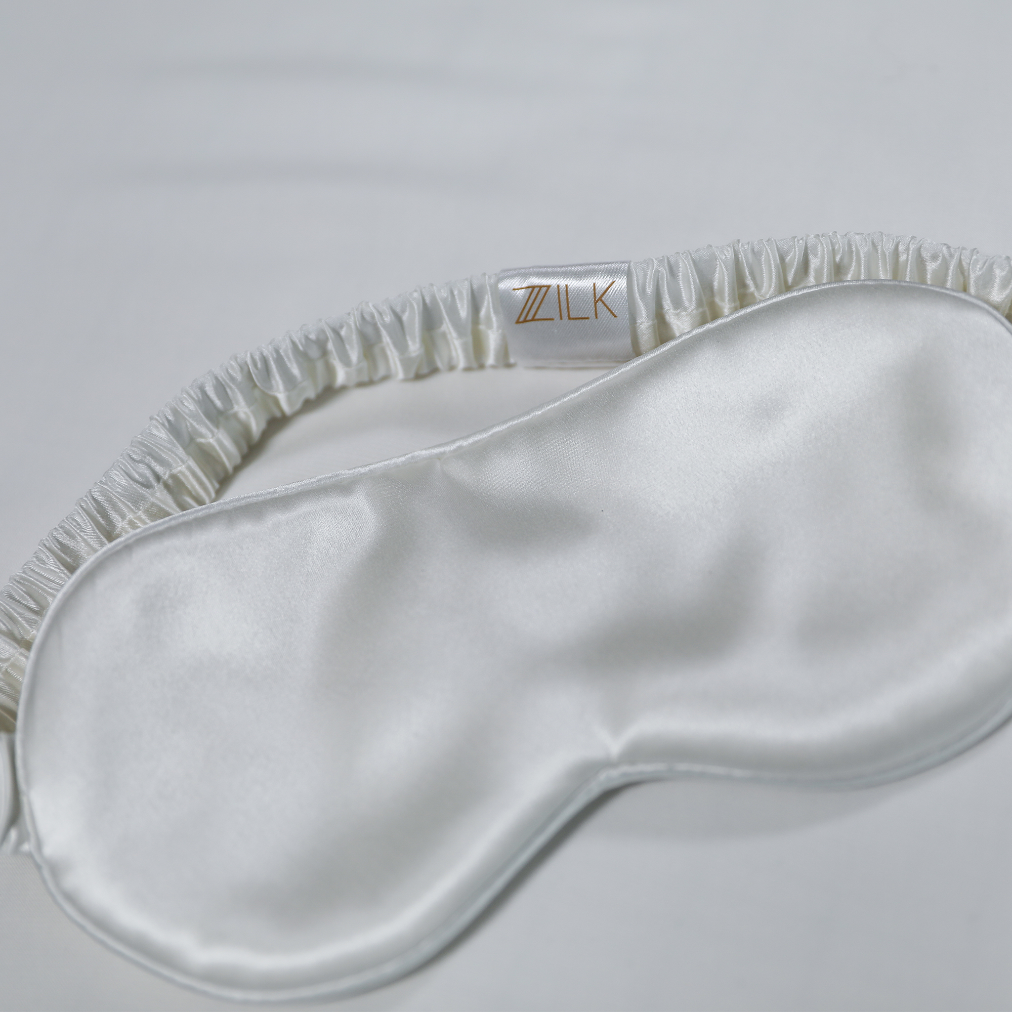 Premium 100% Silk Sleep mask | 25 Momme | White